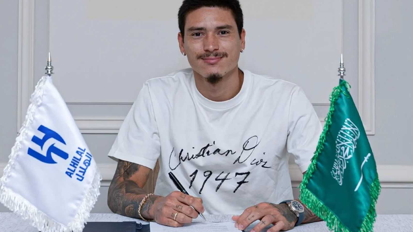 Darwin Nunez (Striker) — resmi bergabung dengan Al-Hilal pada musim panas 2025 setelah dilepas Liverpool dengan biaya sekitar £46 juta plus add-ons. Foto: Al-Hilal Official.